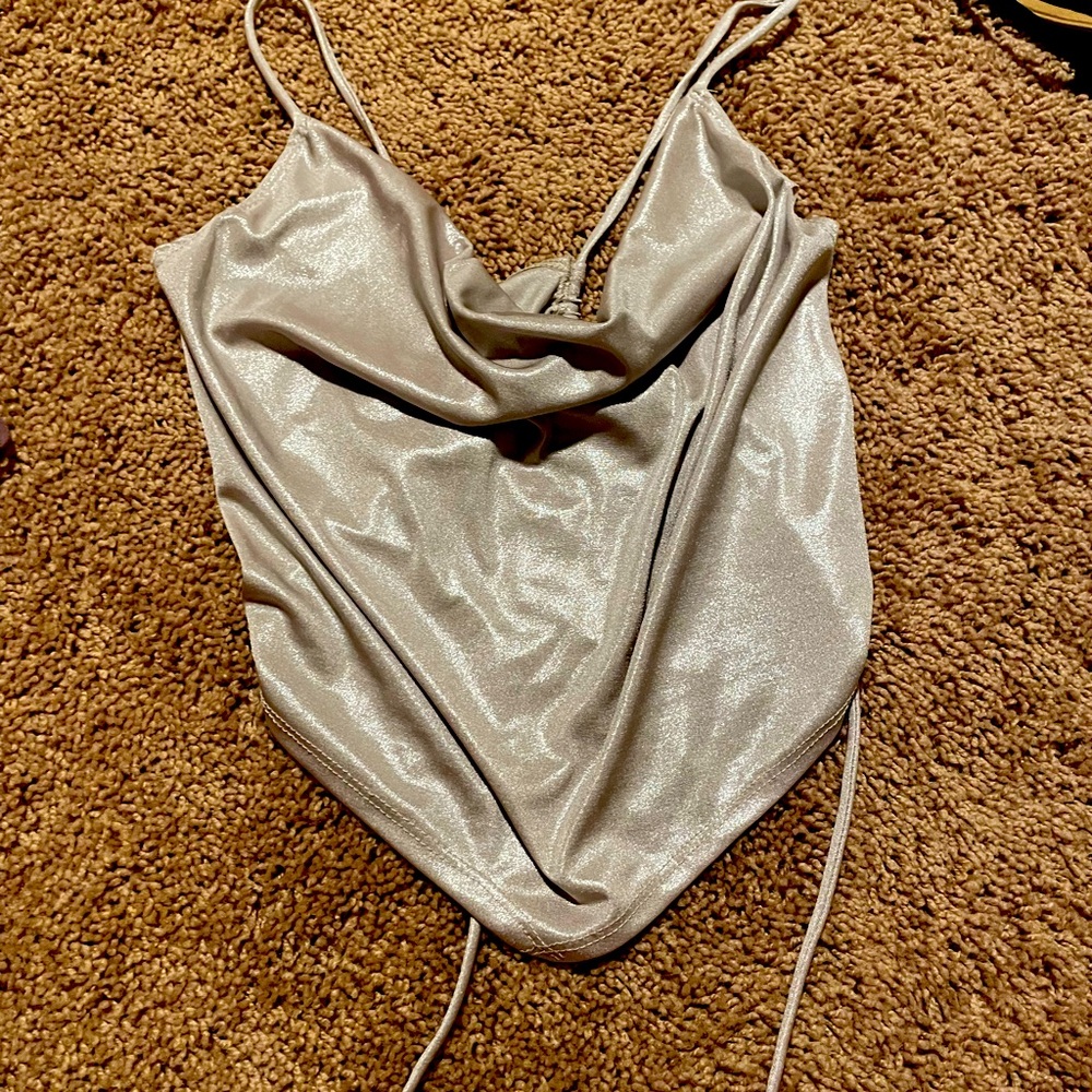 Silver mini top